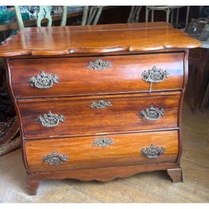 Commode hollandaise acajou milieu XIX façade galbée