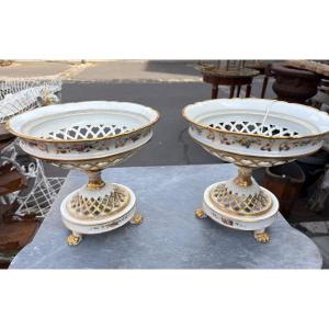 Pair Of Display Cups Made Of Paris Porcelain, Mid-19th Century