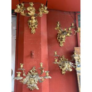 Série de 4 appliques 5 lumières en bronze doré style Louis XV fin XIX EME