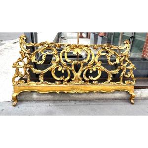 19th-century Italian Headboard Made Of Gilded, Carved, And Openwork Wood 