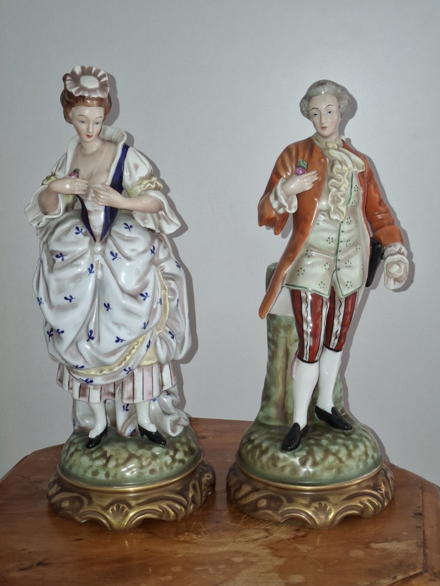 Paire de statuettes en Porcelaine de Baviere par la Manufacture Gerold Porzellan 