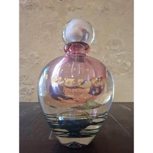 Flacon a parfum  par le verrier Jean Claude Novaro