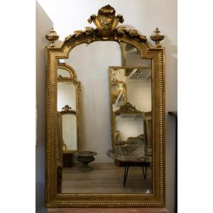 Louis XVI-era Mirror In Gilded Wood