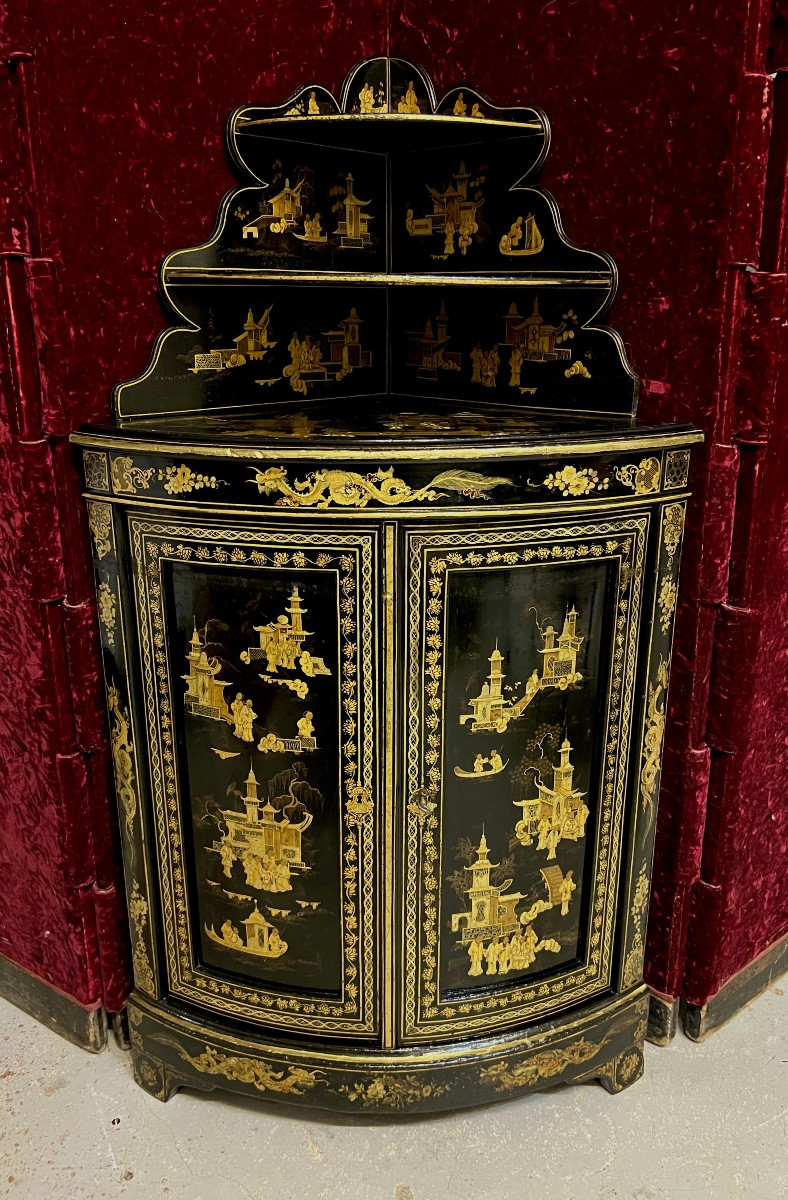 Black And Gold Lacquered Wooden Sideboard. 