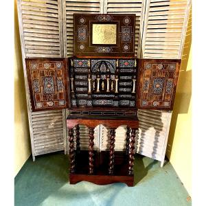 Cabinet Baroque Venise XVII ème siècle.