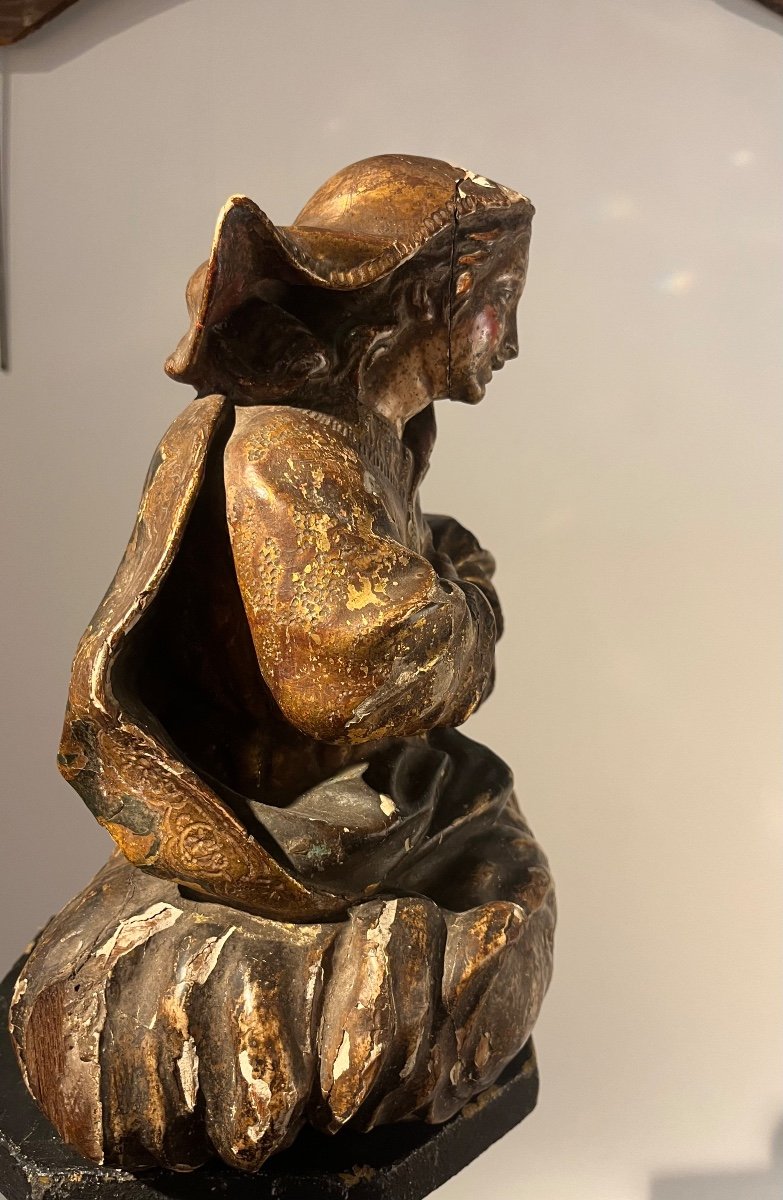 Religious Sculptures In Carved Wood -photo-2