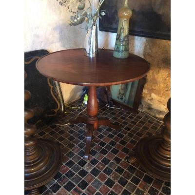 Pedestal Table