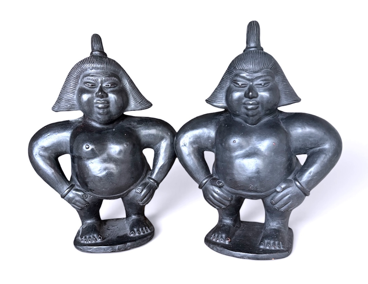 Pair Of Sumo Wrestlers — Terracotta Sculpture, Ancient Japanese Work-photo-1