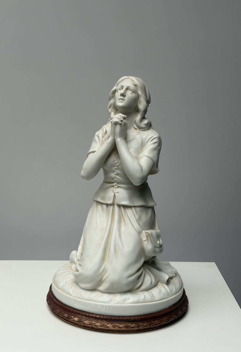 "joan Of Arc", Biscuit Figurine From The Scheibe-alsbach Porcelain Factory, Germany