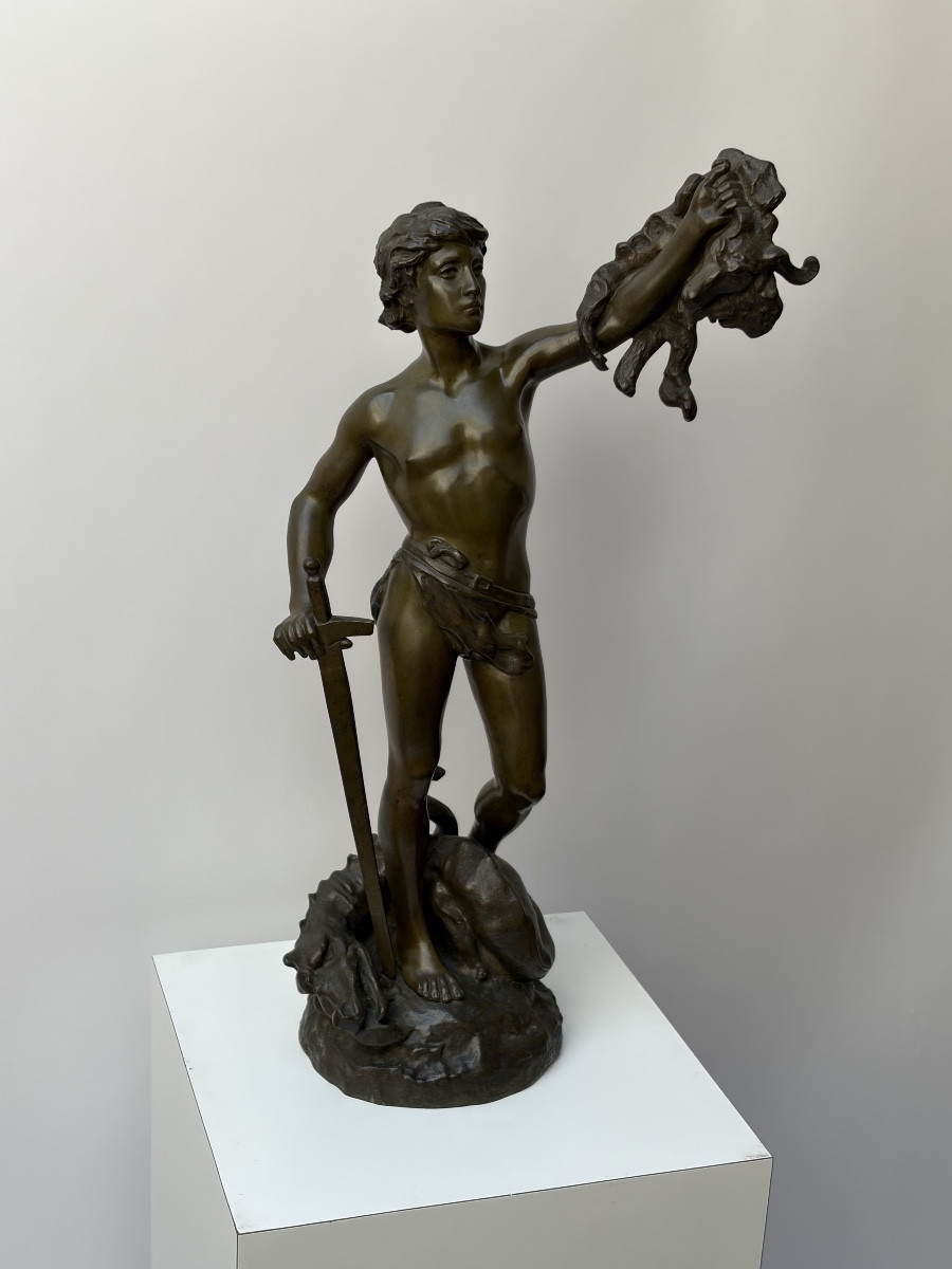 Bronze Subject, -photo-1
