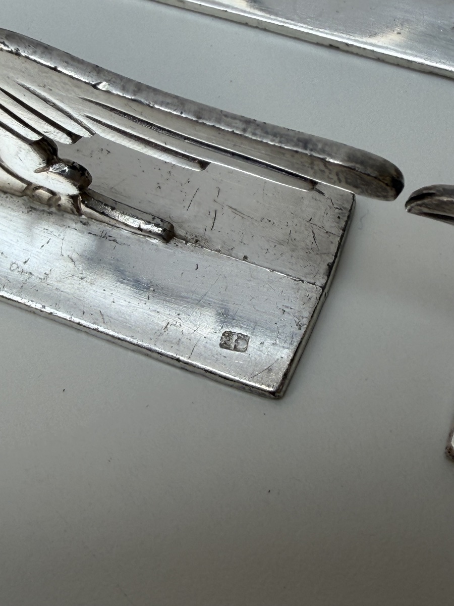 ENSEMBLE DE SIX PORTE-COUTEAUX EN METAL ARGENTE D'APRES BENJAMIN RABIER-photo-4