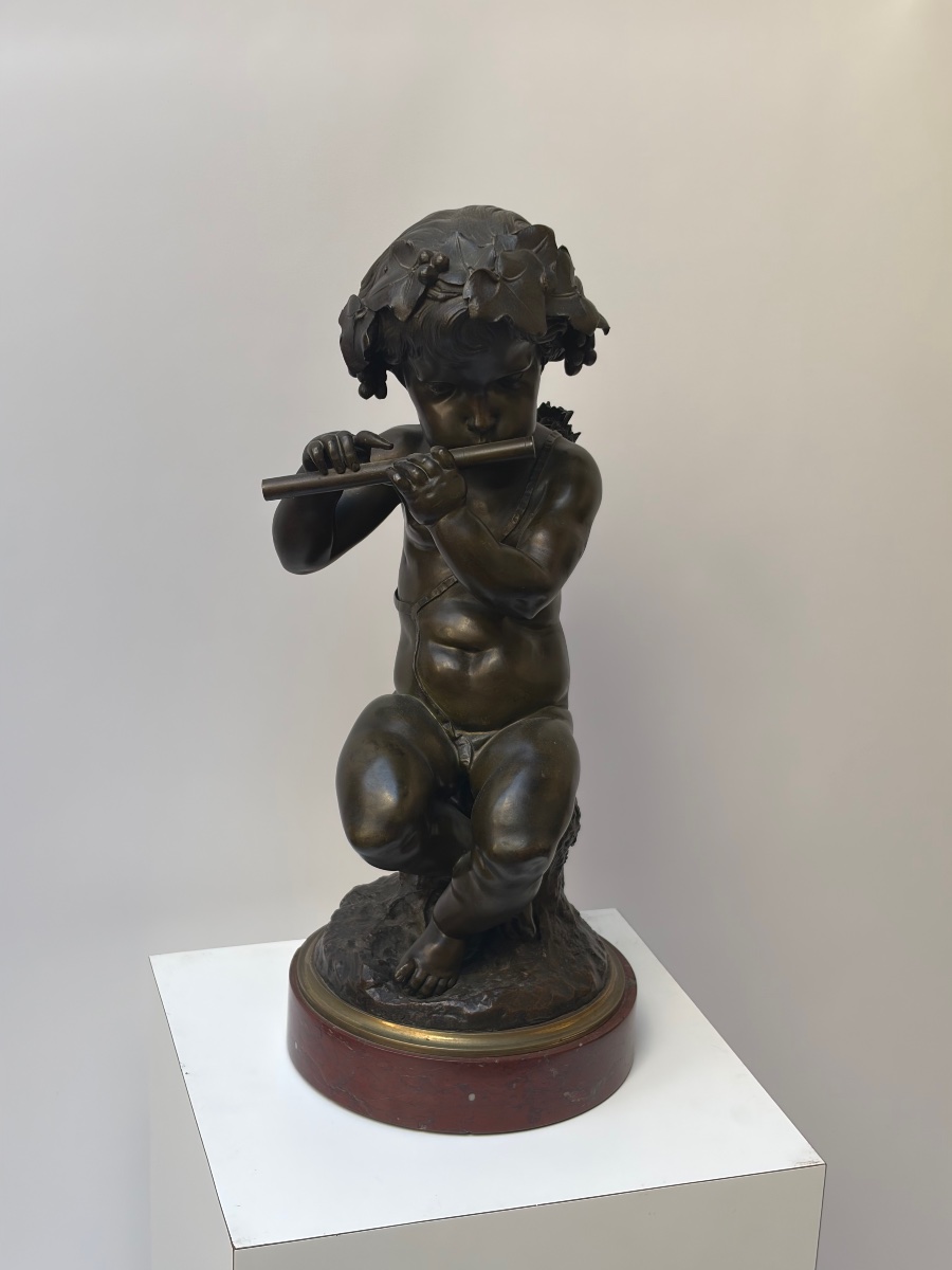 GRAND CHÉRUBIN MUSICIEN EN BRONZE PATINÉ, EPOQUE NAPOLEON III