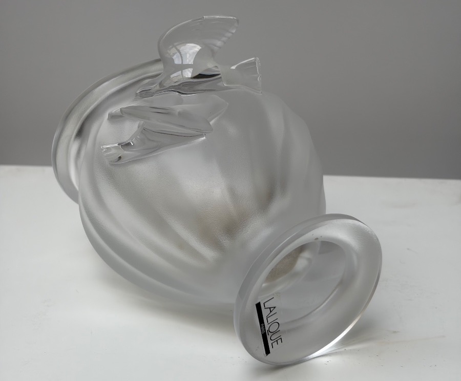 Lalic Vase In Frosted Crystal, Rosine Model-photo-1