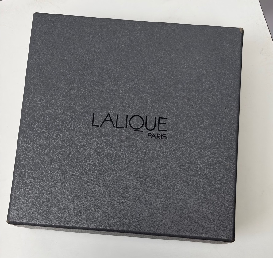 LALIQUE FRANCE, BOITE A BIJOUX EN CRISTAL MOULE-photo-3