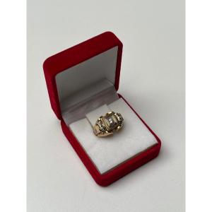 BAGUE DEUX TONS EN OR 18 CARATS, CIRCA 1950