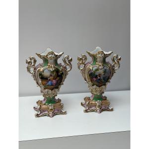 PAIRE DE VASES EN PORCELAINE DE PARIS, EPOQUE NAPOLEON III