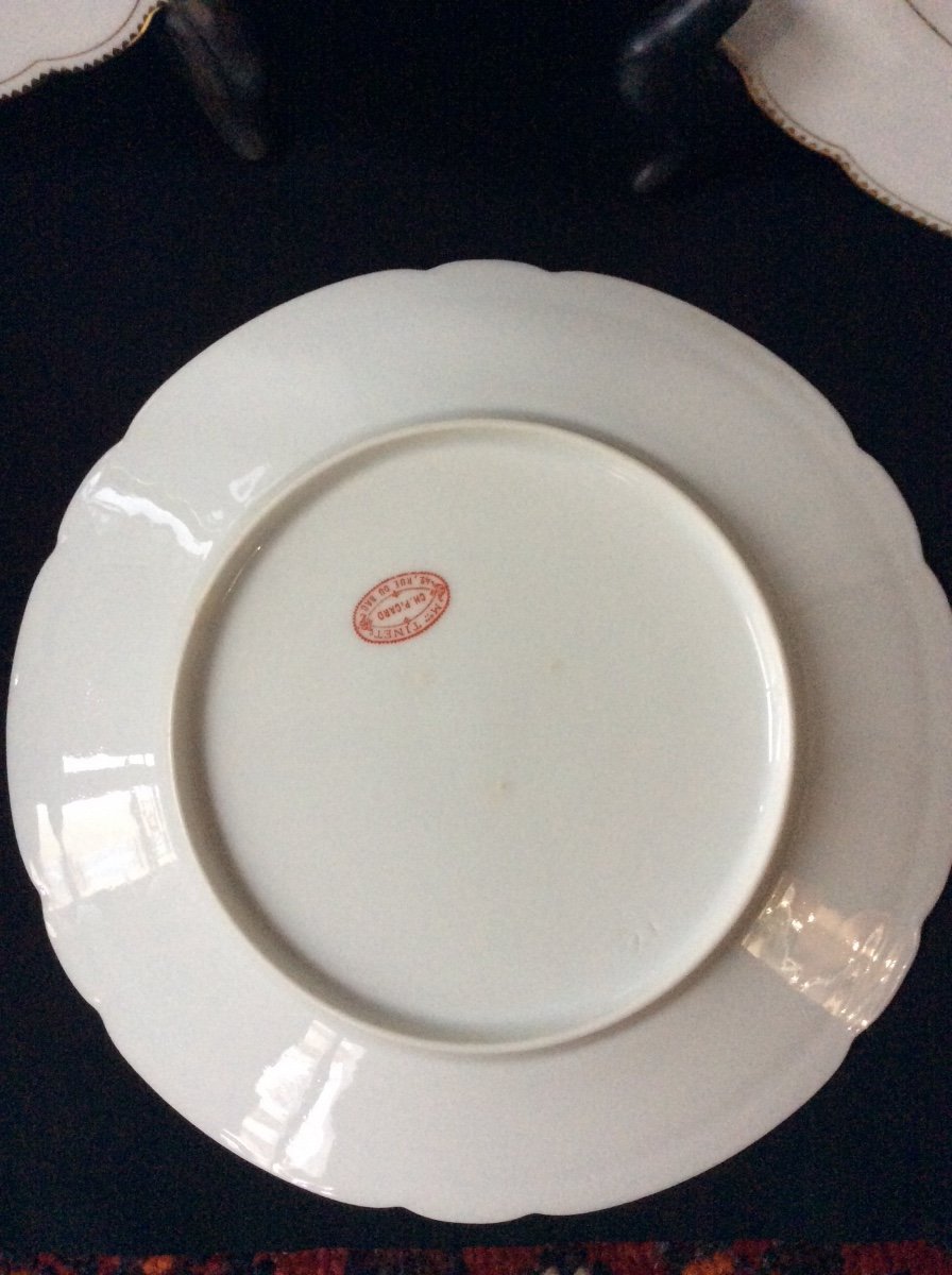 12 Assiettes Plates En Porcelaine Avec  Blason Et Couronne Marquis de Fleberge XIXème Siècle -photo-1