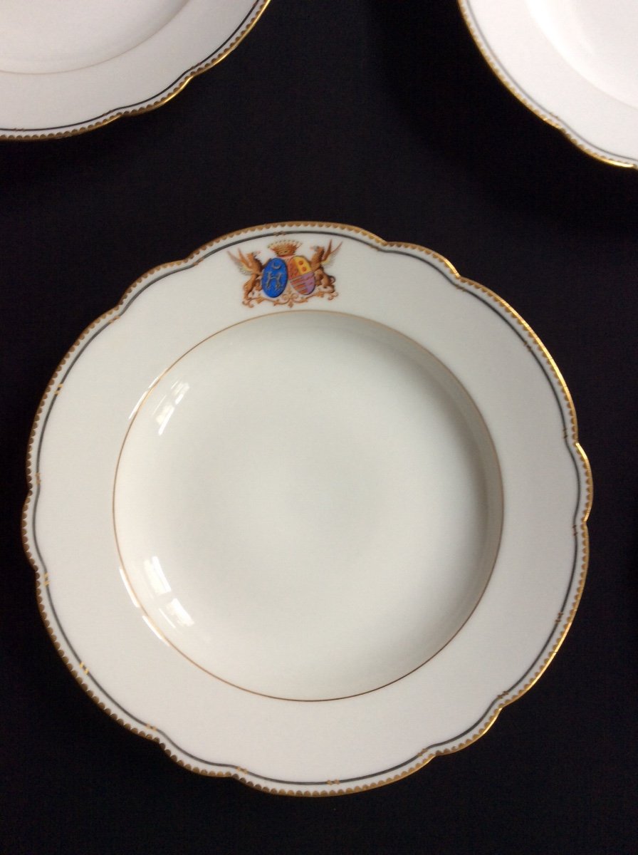 10 Assiettes Creuses En Porcelaine Blason Et Couronne XIXème Siècle -photo-5