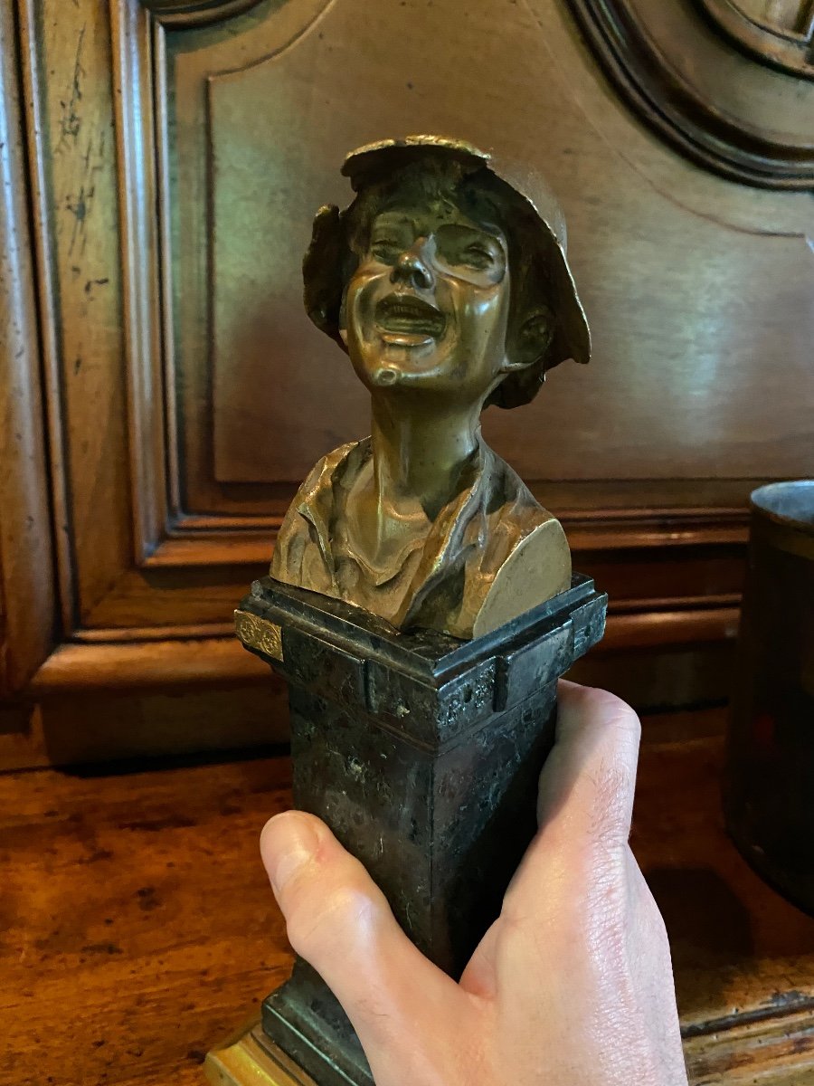 Bronze Of A Smiling Young Man Attributed To Vincenzo Gemito-photo-5