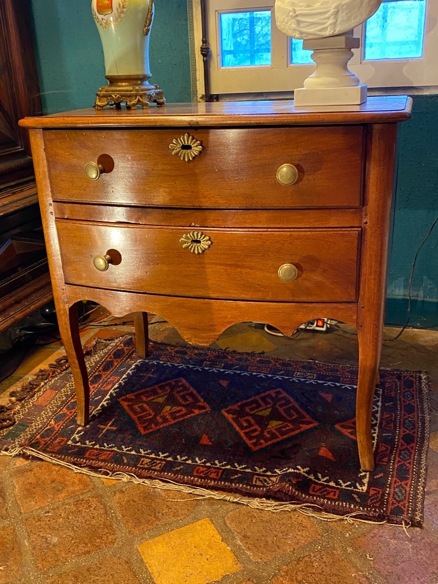 Petite Commode Sauteuse En Noyer Du Dauphiné, XVIII Eme Siècle -photo-3