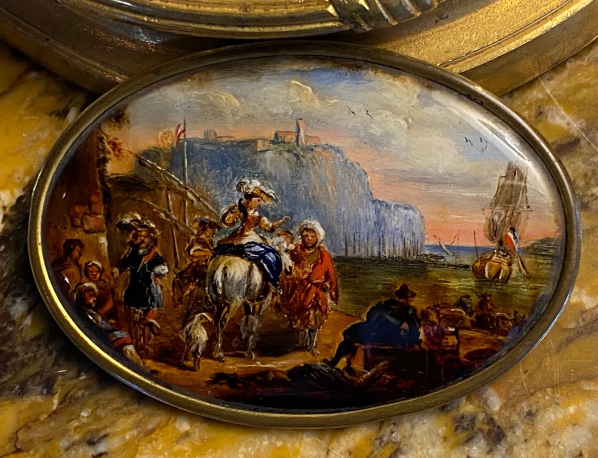 Charming Oval Miniature On Glass From The Beginning Of The 19th Century Representing A Horsewoman In Sidesaddle Near A Man In A Turban In A Lively Port Scene.-photo-1