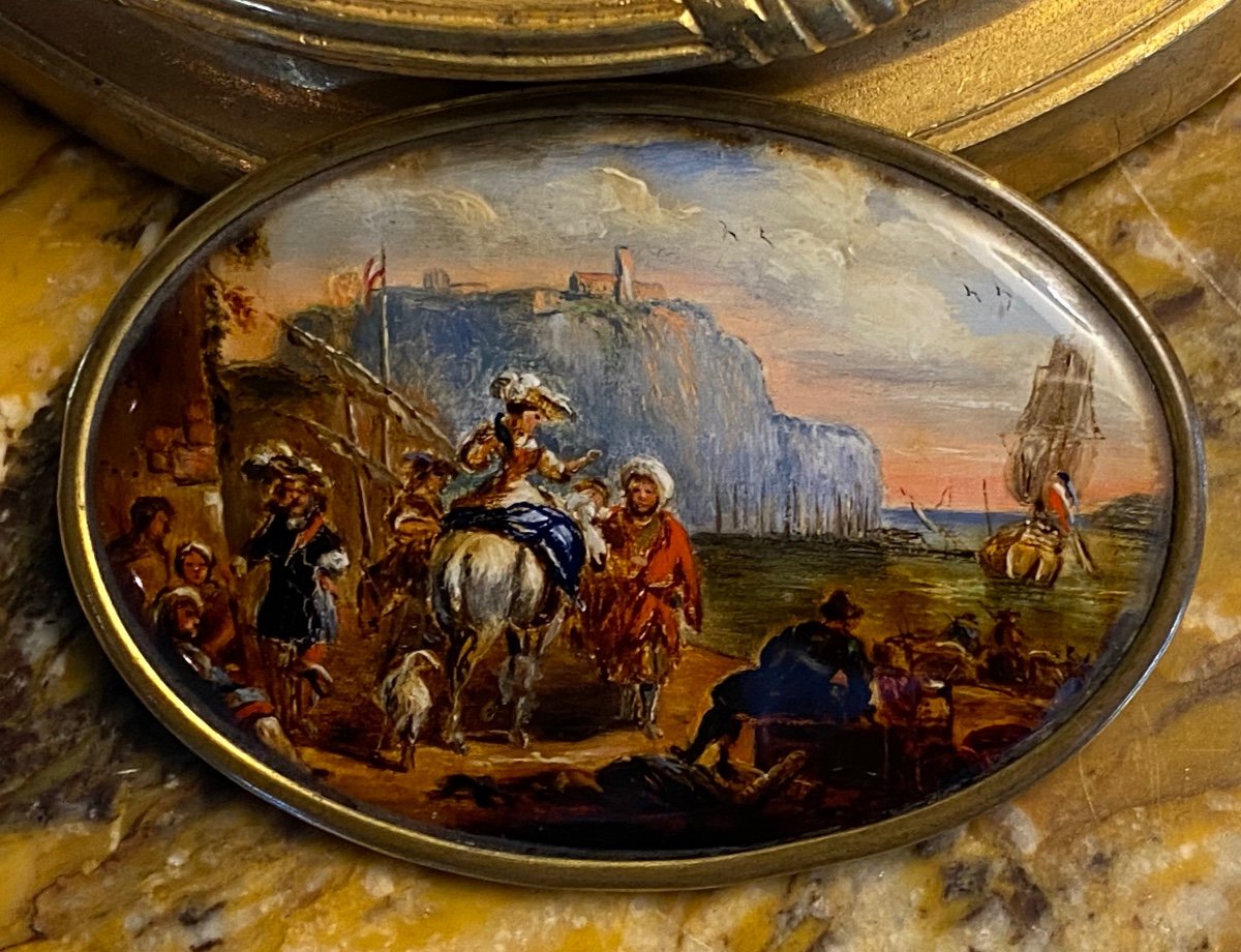 Charming Oval Miniature On Glass From The Beginning Of The 19th Century Representing A Horsewoman In Sidesaddle Near A Man In A Turban In A Lively Port Scene.-photo-6