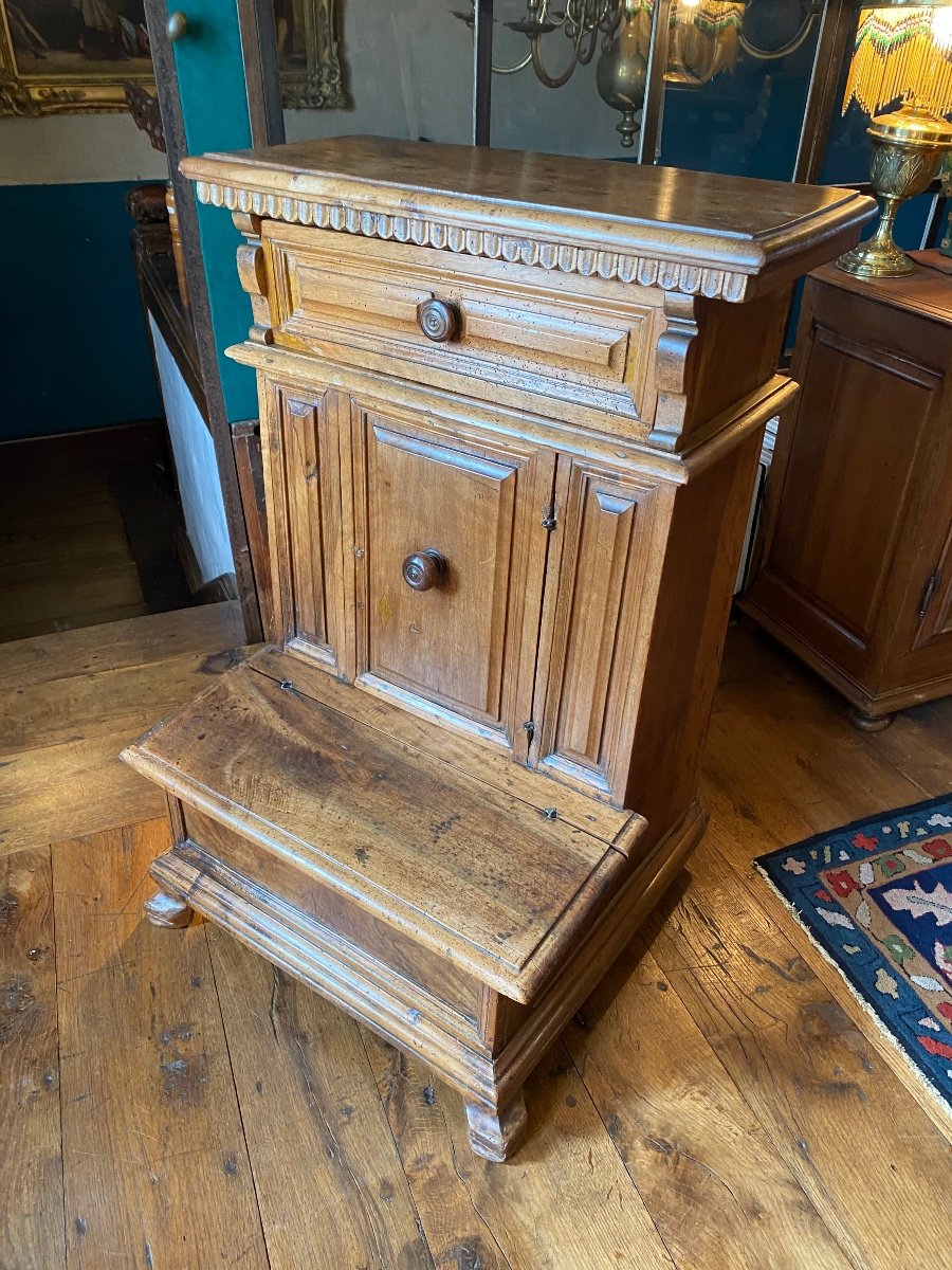 Beautiful Italian Oratory Furniture In Walnut From The XVIII Eme Century-photo-4