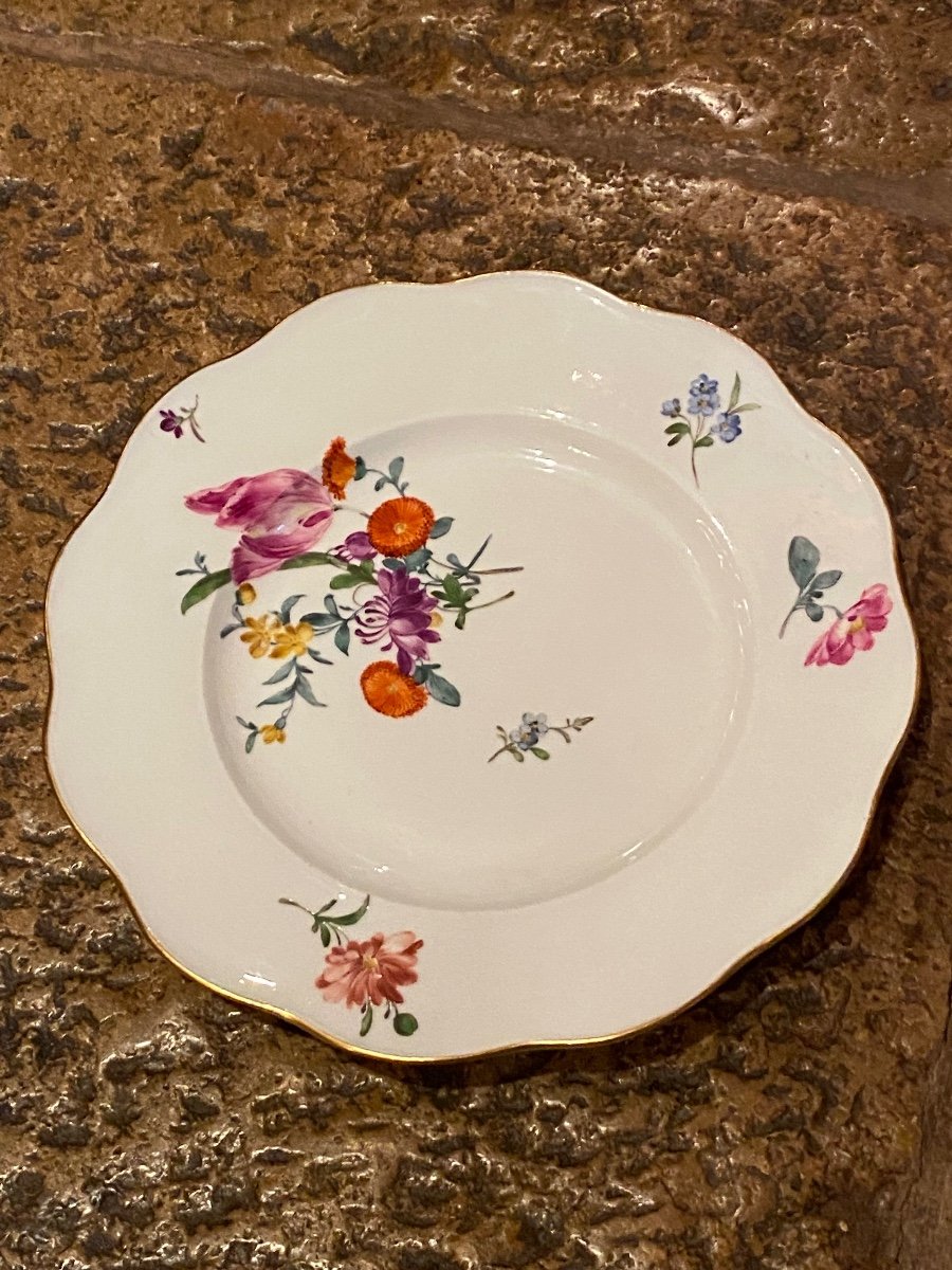 Charming Pair Of Meissen Plates From The 18th Century-photo-4