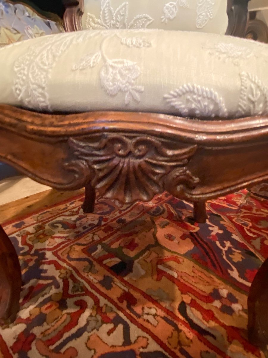 Fauteuil à Châssis En Noyer Du XVIII Eme Siècle -photo-1