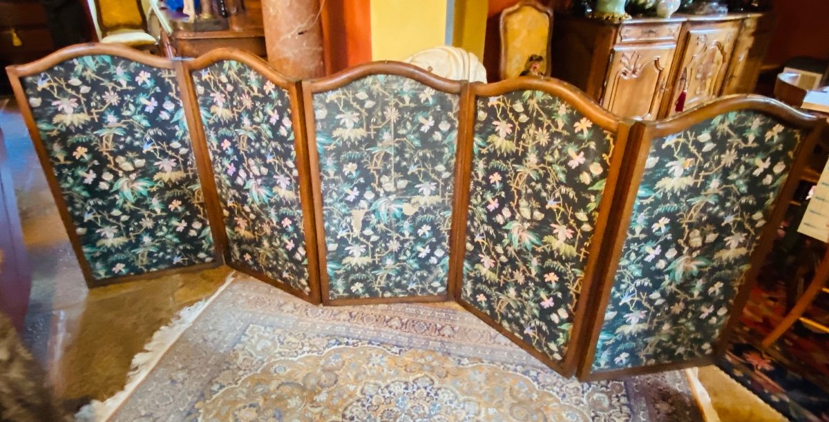 Rare Low Screen With Exotic Louis XV Wallpaper, 18th Century
