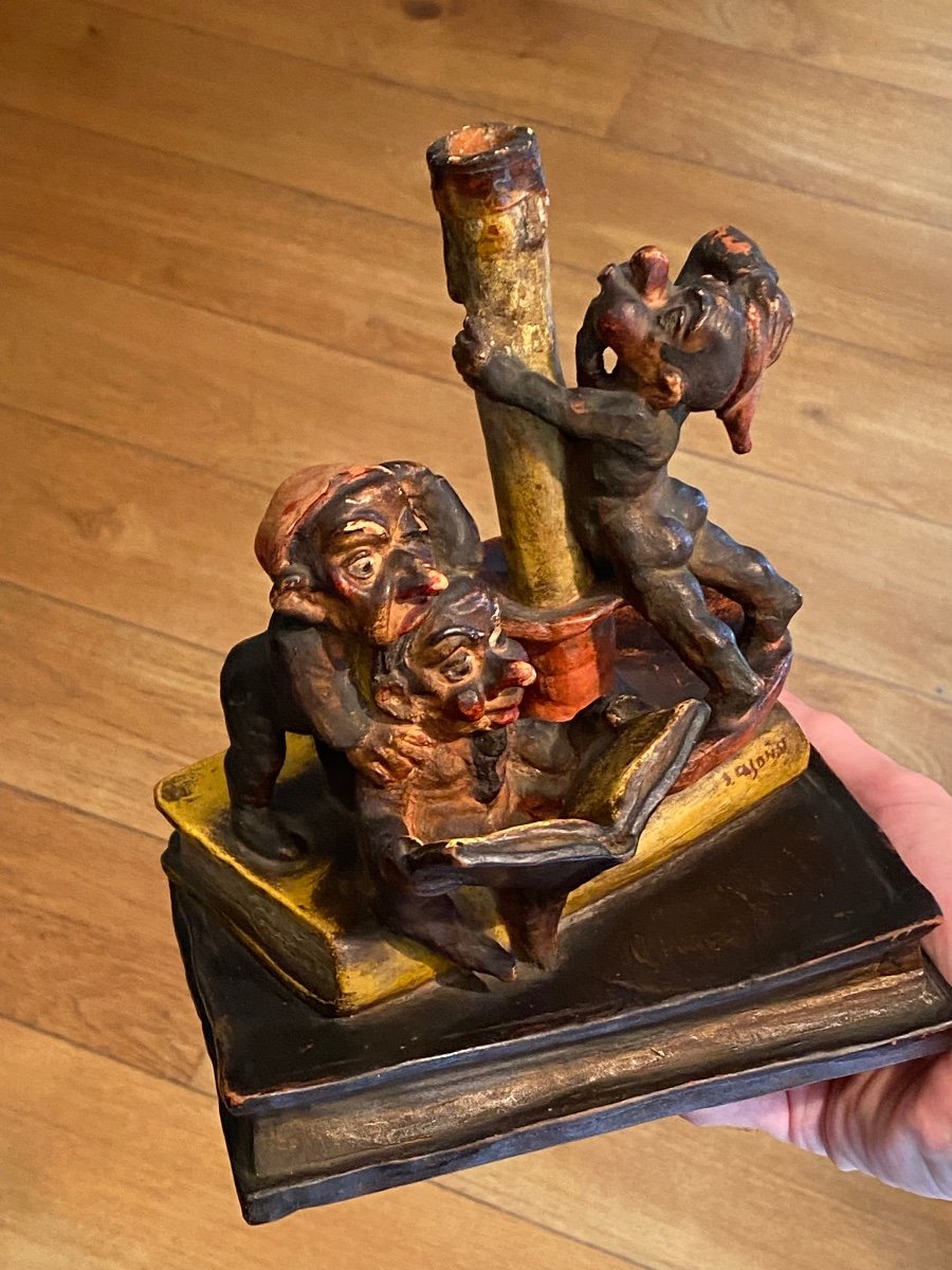 Amusante Terre Cuite Aux Trois Gnomes Lisant Sur Des Livres-photo-4