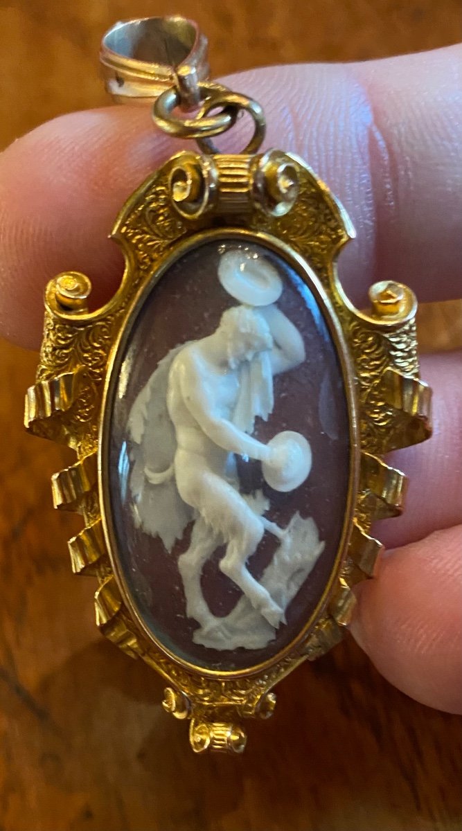 Satyr With Cymbals, Cameo On Shell In High Relief In A Gold Pendant, 19th Century-photo-4