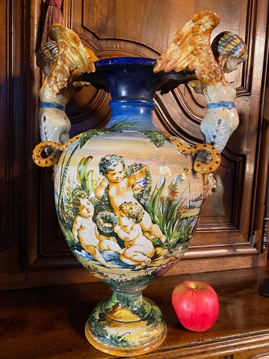 Lumineux Vase En Majolique Italienne Du XIX Eme Siècle 