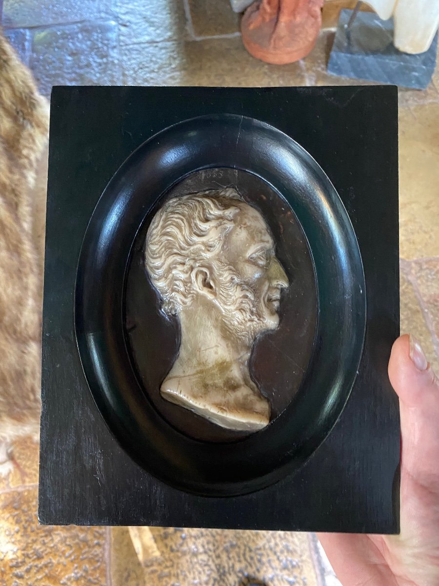 Large Cameo Portrait In Wax On Slate Dated 1865,-photo-3