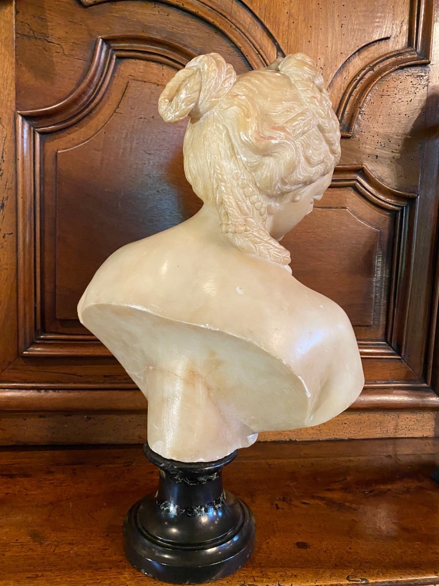 Buste De Jeune Femme à L’antique, Marbre Du Grand Tour, XIX Eme Siècle -photo-1