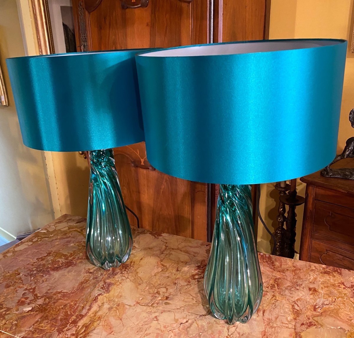 Paire De Lampes Turquoise En Verre Moulé 