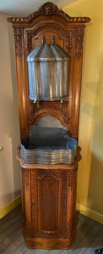 Meuble Fontaine D’intérieur En étain Du XVIII Eme Et XIX Eme Siècle 