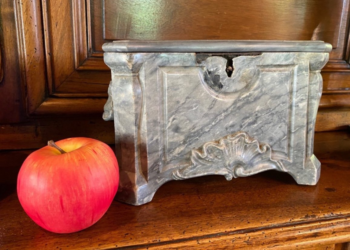 18th Century Blue Turquin Marble Viscera Box -photo-3