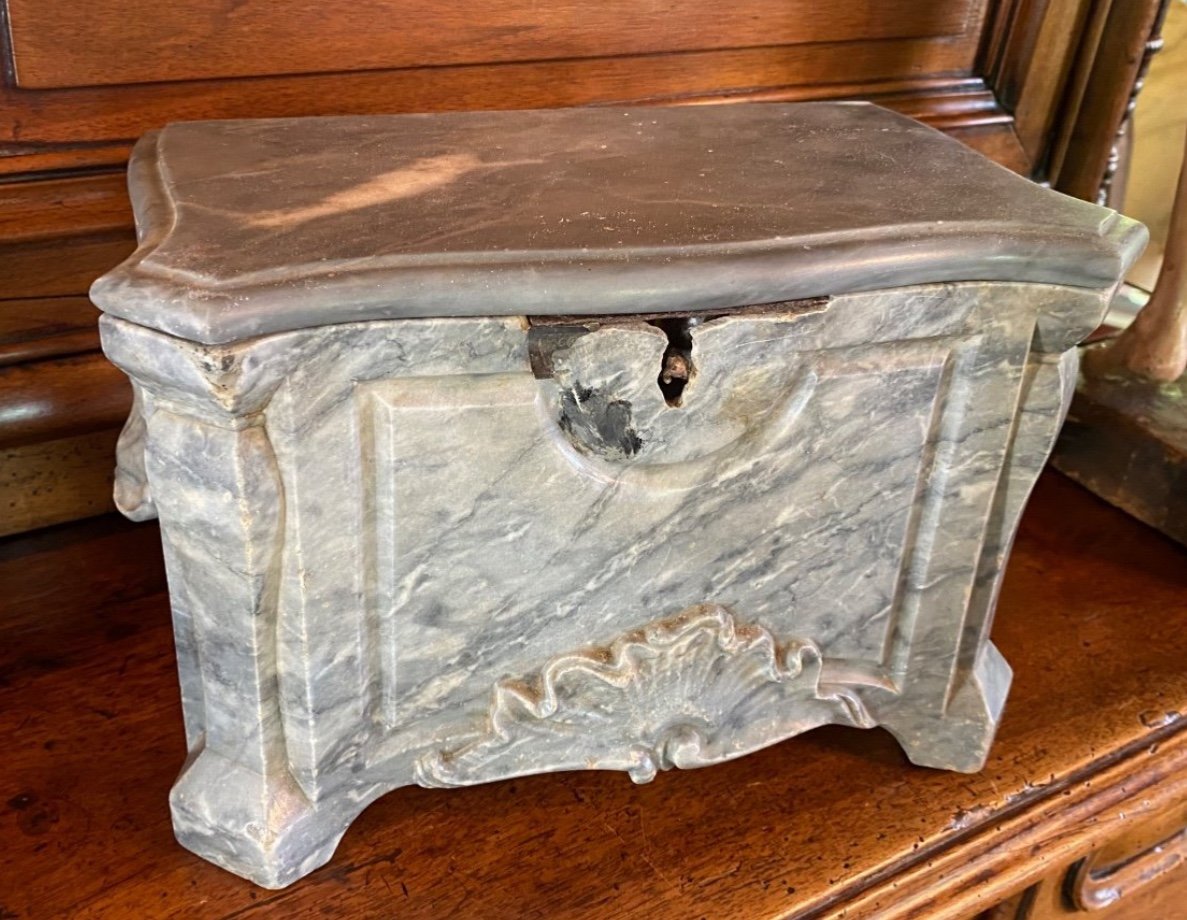 18th Century Blue Turquin Marble Viscera Box -photo-8