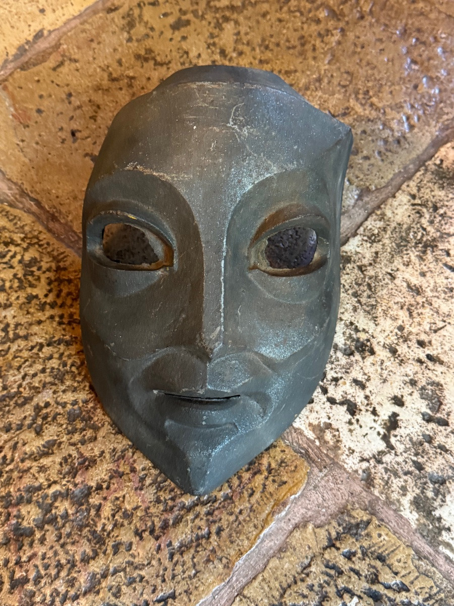 Imposant masque en fonte du début du XX eme siècle dans le goût de Subirach -photo-4