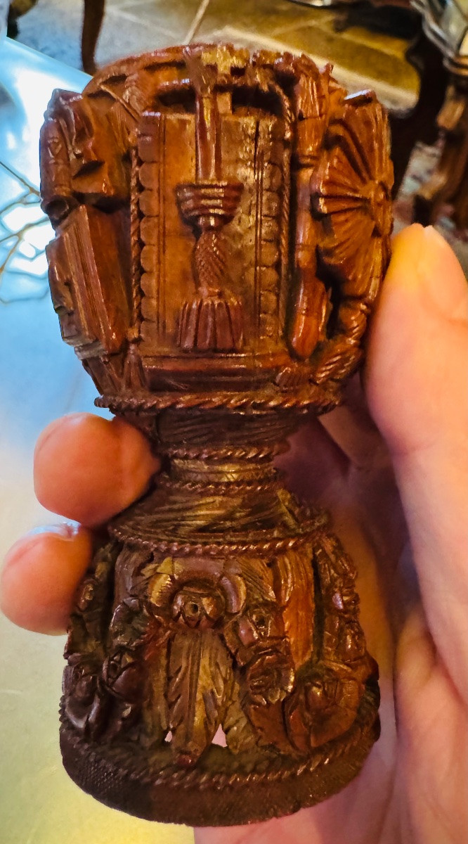 18th Century Chalice Carved With Religious Attributes In Corozo Nut-photo-1