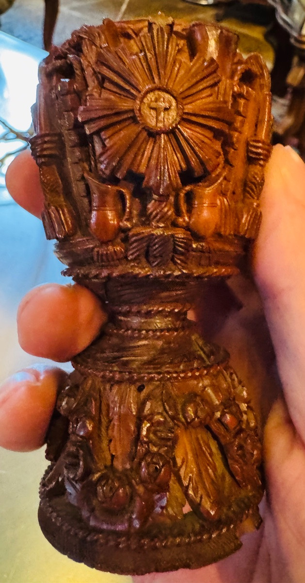 18th Century Chalice Carved With Religious Attributes In Corozo Nut-photo-2