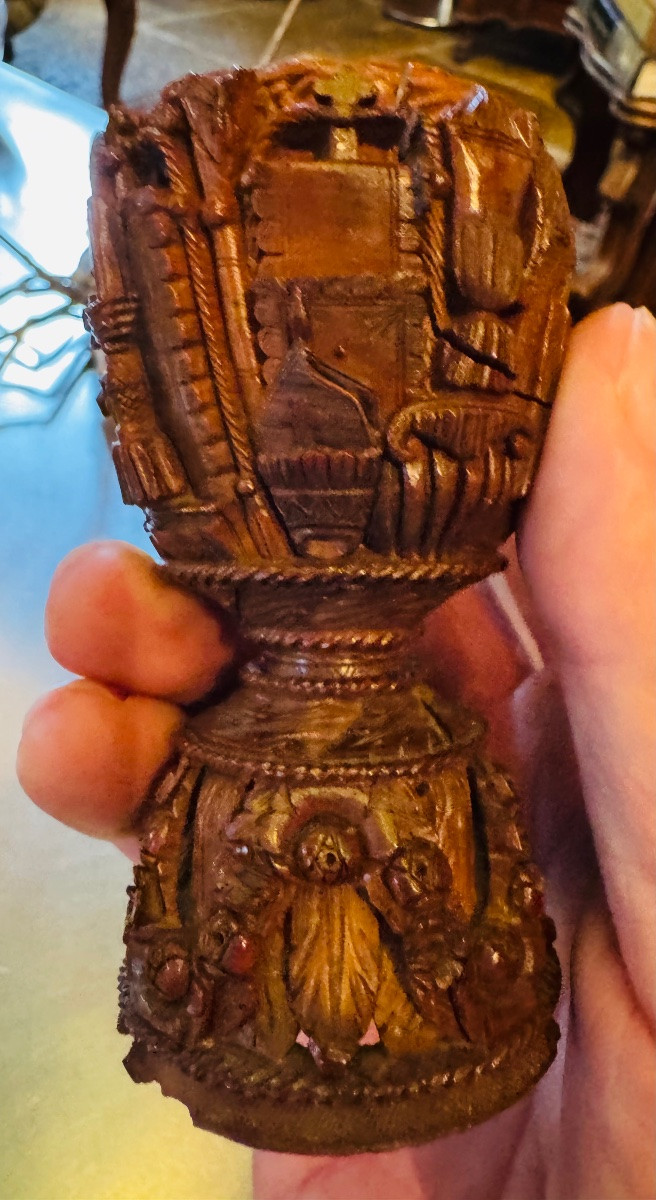 18th Century Chalice Carved With Religious Attributes In Corozo Nut-photo-4