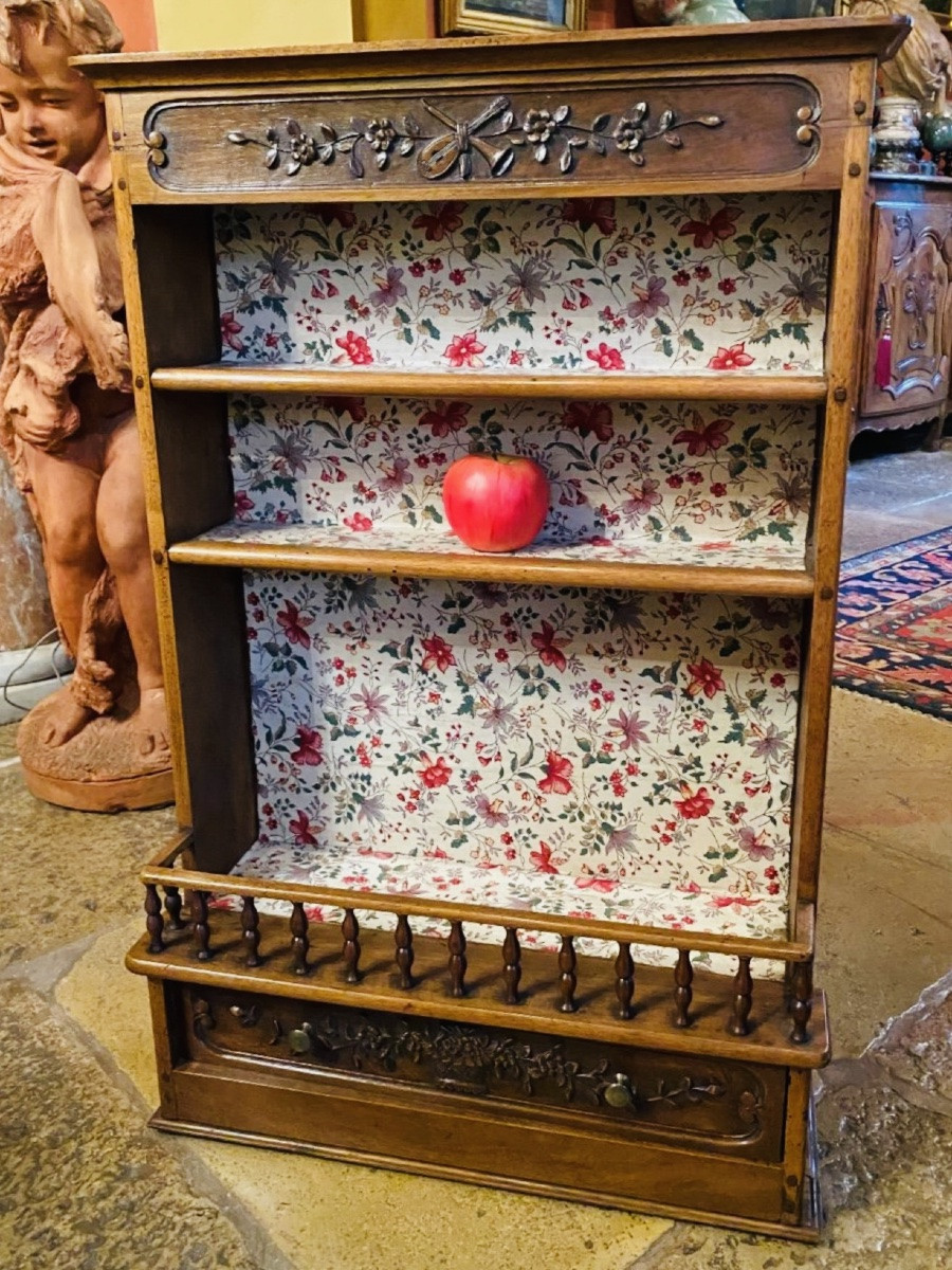 Estanier Provençal, Walnut Wall Shelf, Early 19th Century-photo-2