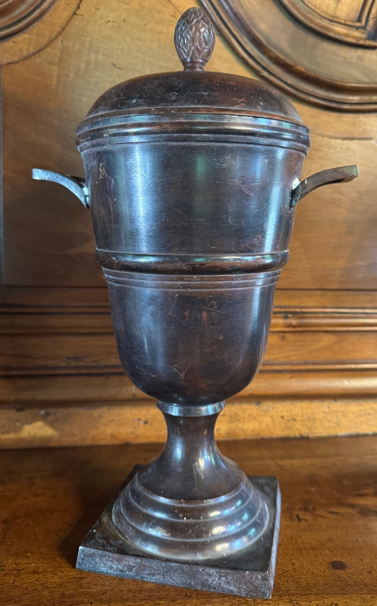 Belle urne en bronze du XIX eme siècle 
