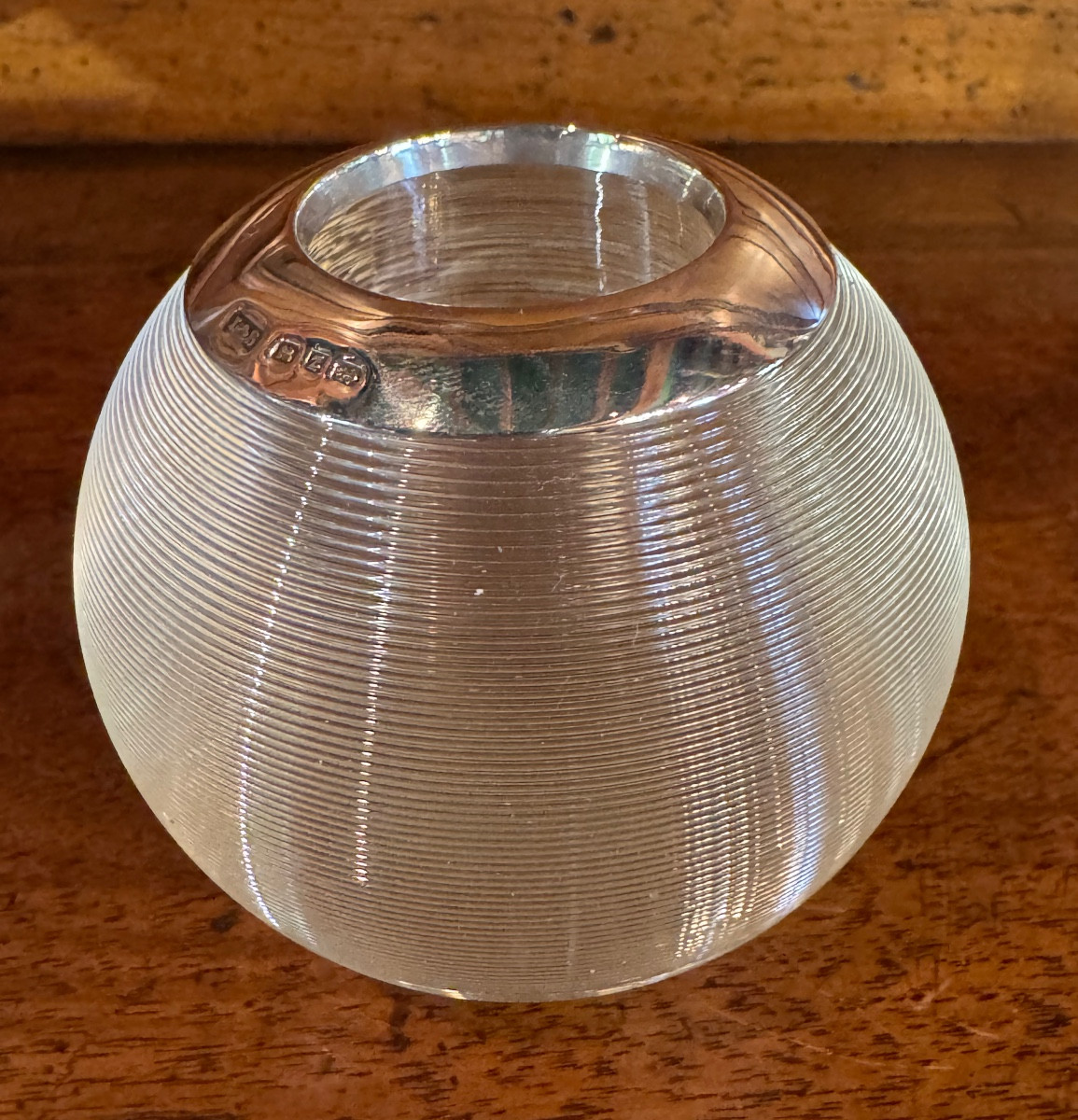 Pyrogène art déco en cristal taillé et argent pour amateurs de cigares 