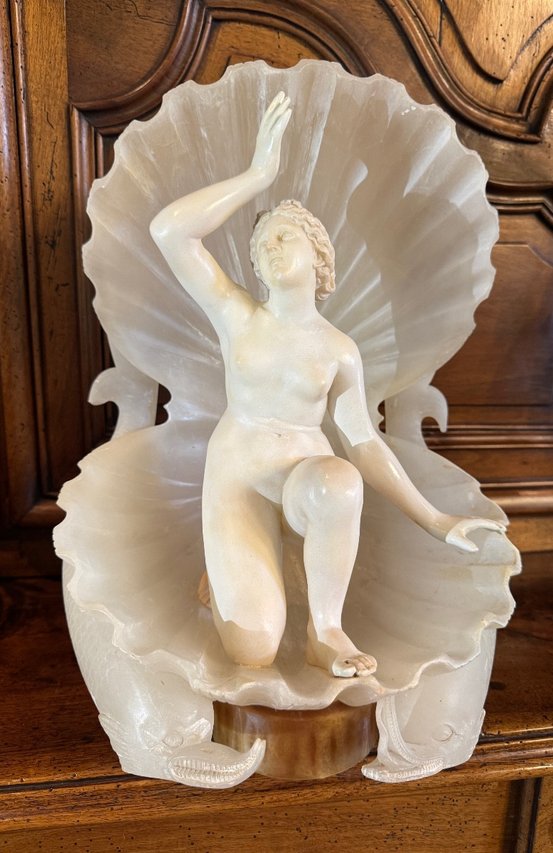 La naissance de Vénus, sculpture en marbre et albâtre fin du XIX eme siècle 