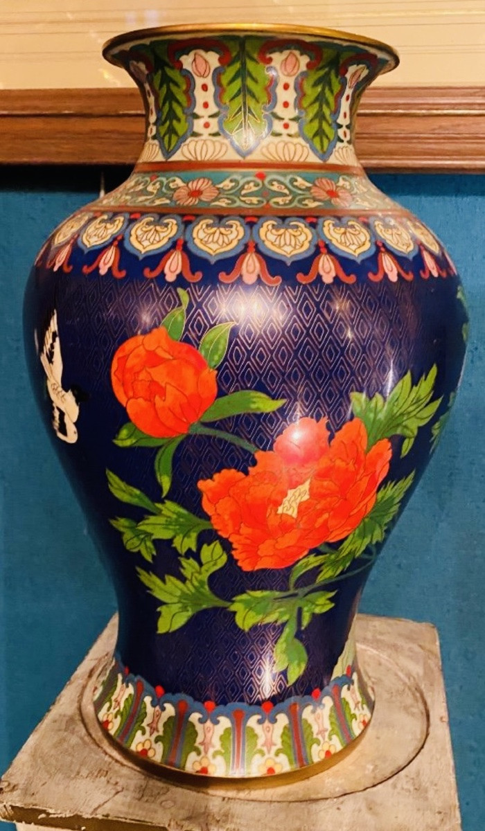 Important Pair Of Cloisonné Peony Vases, China, Early 20th Century-photo-7