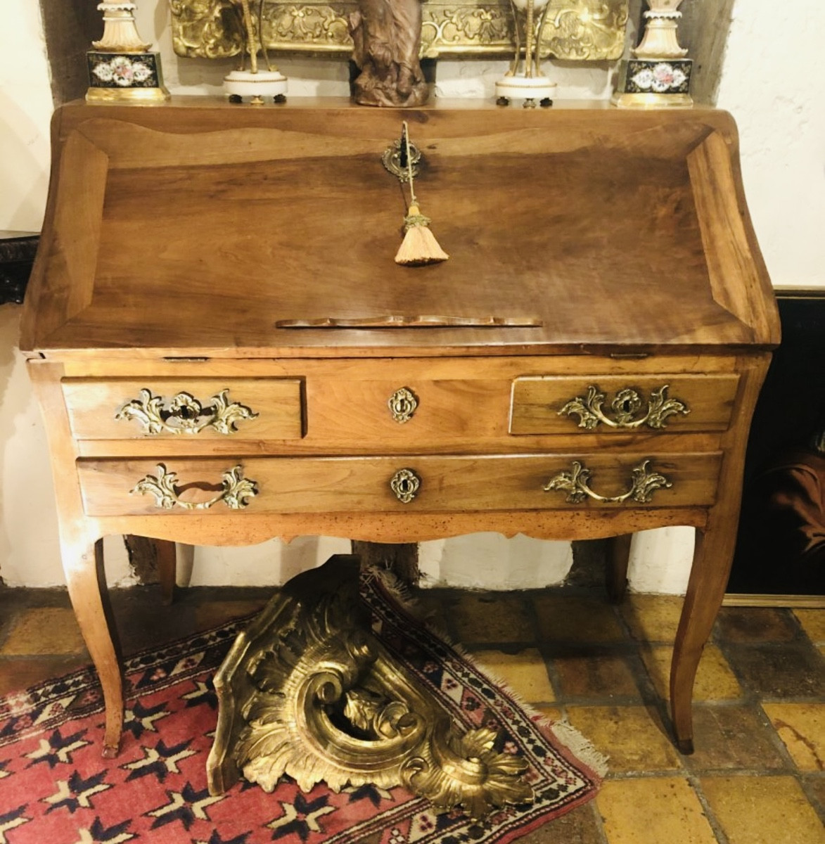 Bureau De Pente formant secrétaire D’époque Louis XV En Noyer