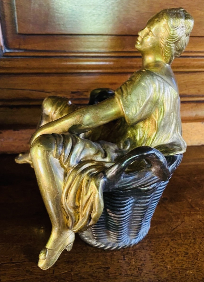 Curiosa, Erotic Bronze Of A Laundress, Mrs. Sans Gêne, 19th Century-photo-1